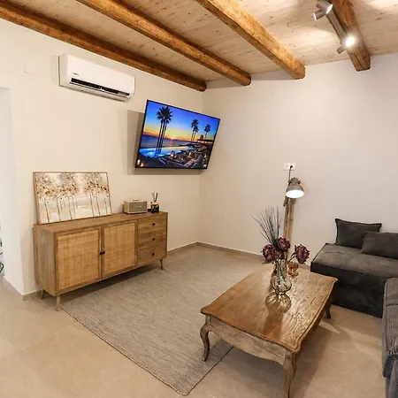 شقة A2 Maisonette خيرسونِسوس