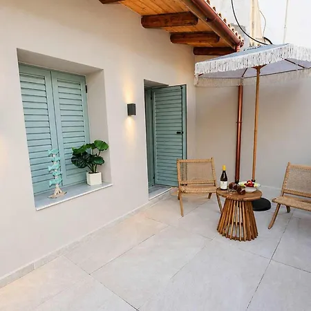 A2 Maisonette