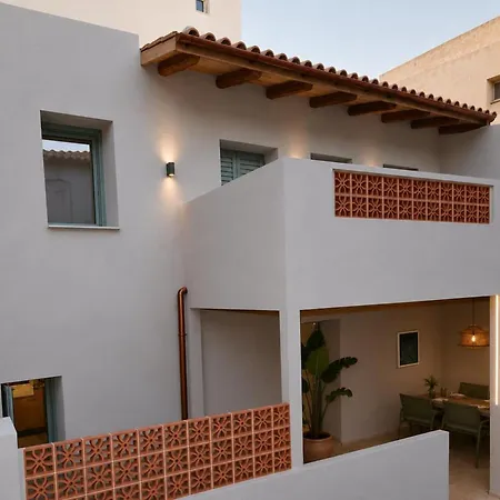 A2 Maisonette شقة *